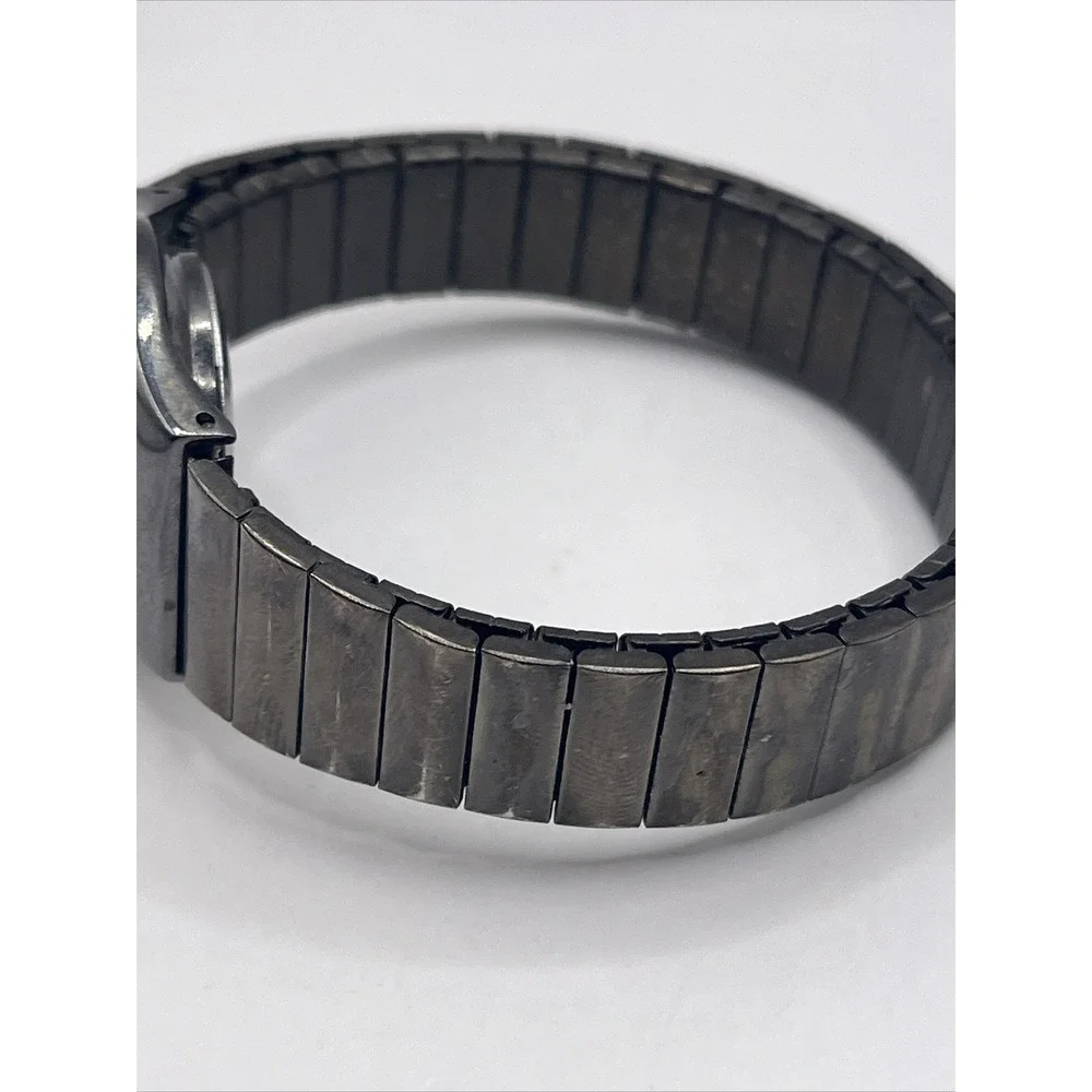 Ellen‎ Tracy Women's Quartz Watch Black Stretch Band MOP Dial- New Battery
